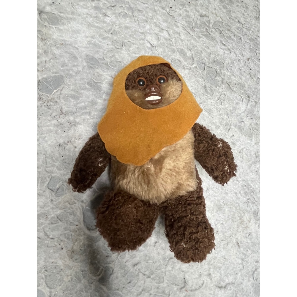 Vintage 1997 Star Wars Buddies Wicket‎ Ewok Plush Kenner Hasbro 9742 Brown Toy